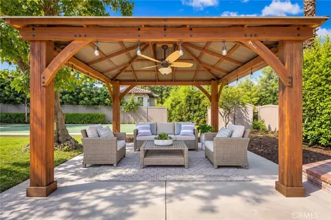 Exterior - 835 Murietta Dr, Arcadia, CA 91007 photo 24 of 27