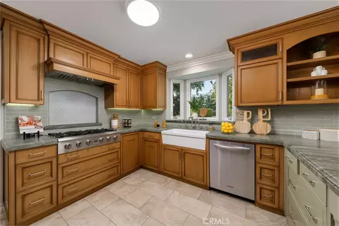 Kitchen - 835 Murietta Dr, Arcadia, CA 91007 photo 4 of 4