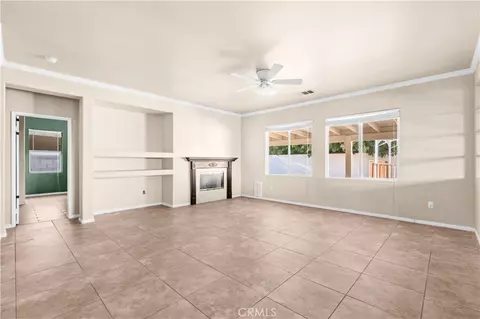 Living - 2715 E Avenue J6, Lancaster, CA 93535 photo 2 of 5