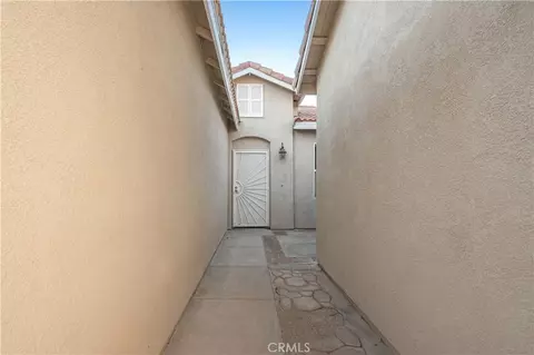 Entry Way - 2715 E Avenue J6, Lancaster, CA 93535 photo 1 of 4
