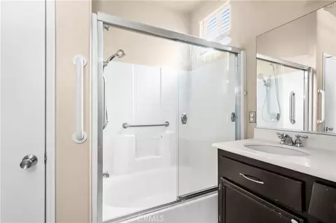 Bath - 2715 E Avenue J6, Lancaster, CA 93535 photo 2 of 3