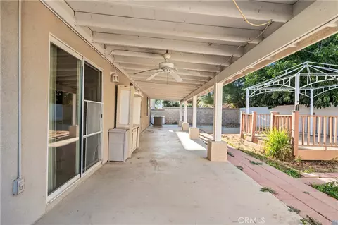 Exterior - 2715 E Avenue J6, Lancaster, CA 93535 photo 4 of 9