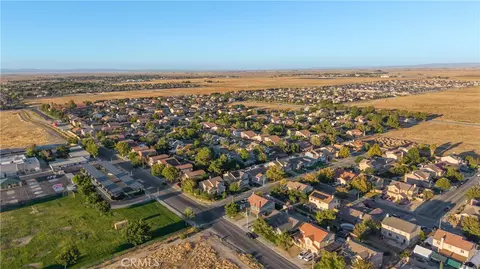 View/Area - 2715 E Avenue J6, Lancaster, CA 93535 photo 4 of 8