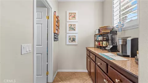 Entry Way - 12404 N Green Tree Dr, Rancho Cucamonga, CA 91739 photo 6 of 13