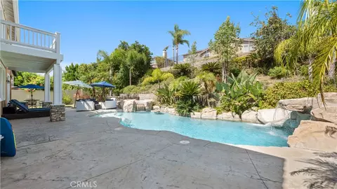 Exterior - 12404 N Green Tree Dr, Rancho Cucamonga, CA 91739 photo 6 of 7