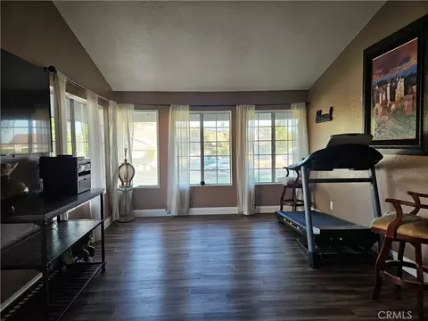 Living - 7907 Standish Ave, Riverside, CA 92509 photo 1 of 2
