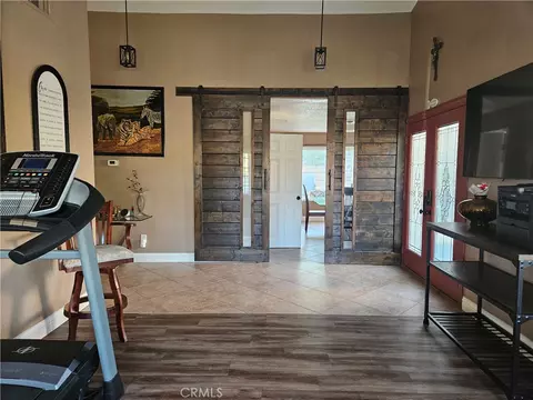 Entry Way - 7907 Standish Ave, Riverside, CA 92509 photo 3 of 5