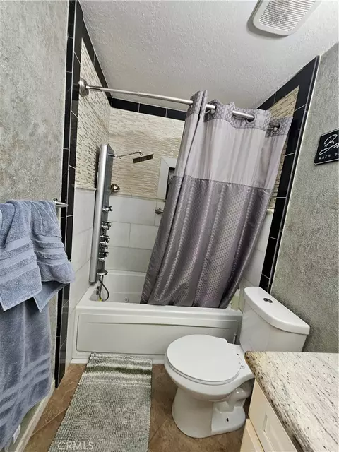 Bath - 7907 Standish Ave, Riverside, CA 92509 photo 2 of 4