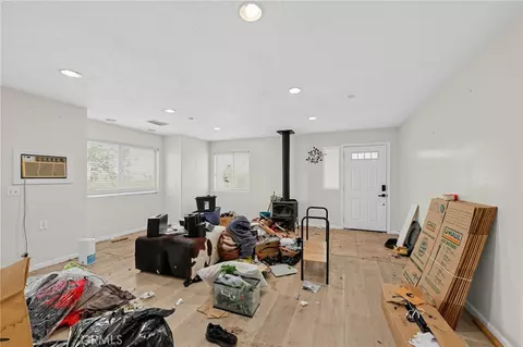 Living - 829 Hillside Dr, Julian, CA 92036 photo 4 of 6