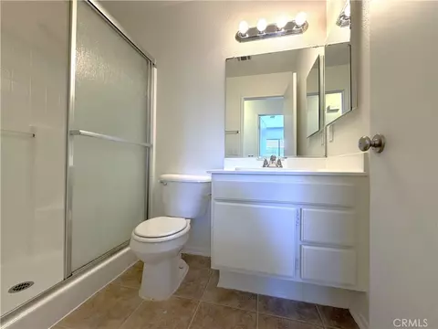 Bath - 6152 W Avenue J5, Lancaster, CA 93536 photo 1 of 2