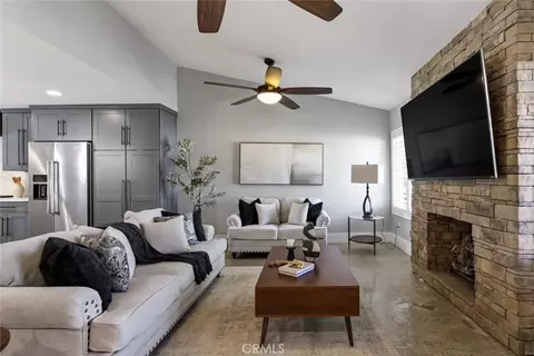 Living - 356 E Cumberland, Upland, CA 91786 photo 4 of 4