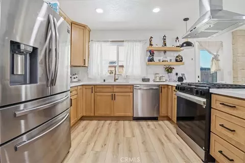 Kitchen - 9416 Emerald, Fontana, CA 92335 photo 2 of 4
