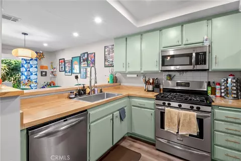 Kitchen - 1867 E Belmont Ct, Placentia, CA 92870 photo 1 of 3