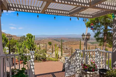 17075 Multiview, Perris, CA 92570 photo 5
