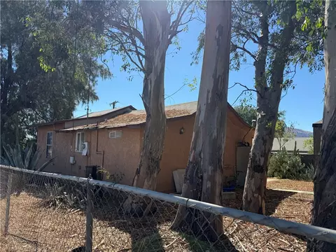 Exterior - 775 Park, Banning, CA 92220 photo 7 of 8
