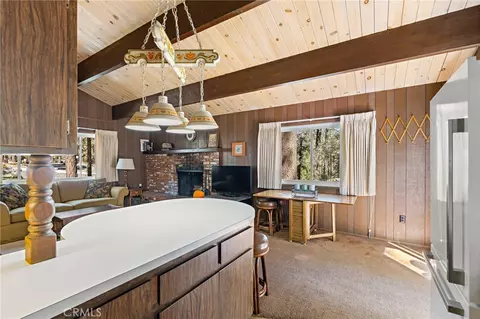 Kitchen - 5809 Pine St, Wrightwood, CA 92397 photo 3 of 6