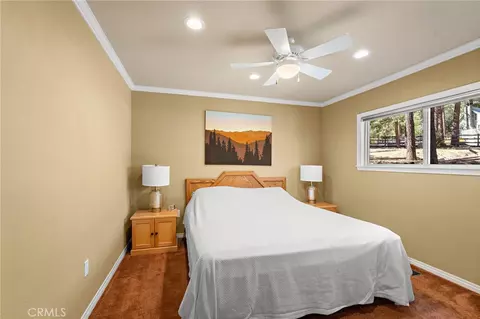 Bedroom - 5809 Pine St, Wrightwood, CA 92397 photo 7 of 7