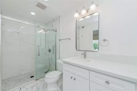 Bath - 525 Jamon Ln, Walnut, CA 91789 photo 2 of 2