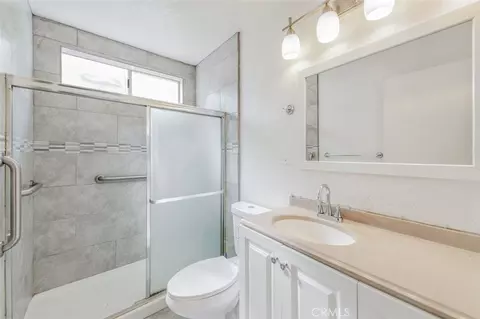 Bath - 525 Jamon Ln, Walnut, CA 91789 photo 1 of 2
