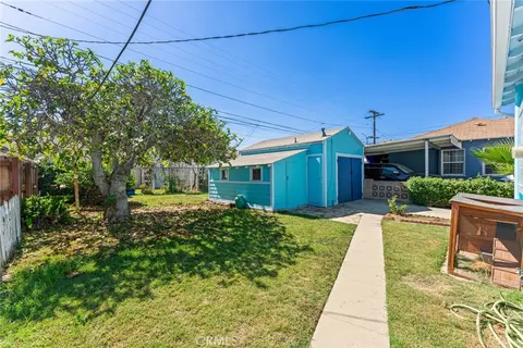 Exterior - 110 E Morningside, Long Beach, CA 90805 photo 6 of 12