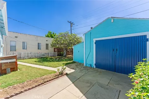 Exterior - 110 E Morningside, Long Beach, CA 90805 photo 4 of 12