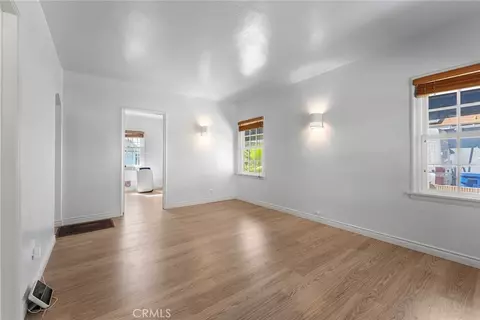 Living - 110 E Morningside, Long Beach, CA 90805 photo 3 of 5