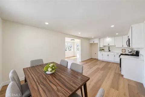 Dining - 49624 Oak Dr, Morongo Valley, CA 92256 photo 3 of 5