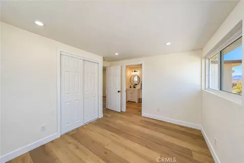 Bedroom - 49624 Oak Dr, Morongo Valley, CA 92256 photo 4 of 5