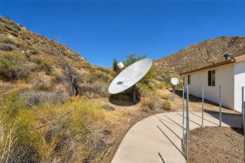 Exterior - 49624 Oak Dr, Morongo Valley, CA 92256 photo 12 of 26