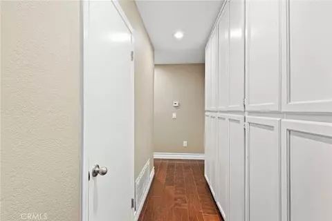 Entry Way - 19989 Cronese, Apple Valley, CA 92308 photo 6 of 6