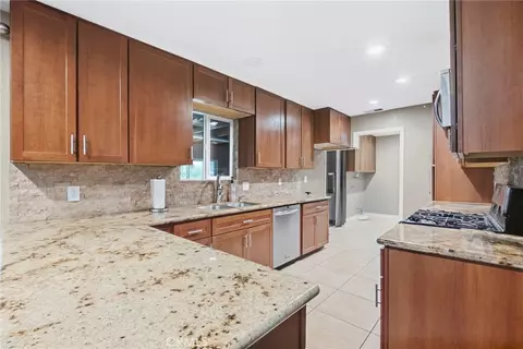 Other - 19989 Cronese, Apple Valley, CA 92308 photo 5 of 15