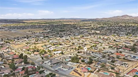 View/Area - 19989 Cronese, Apple Valley, CA 92308 photo 2 of 2