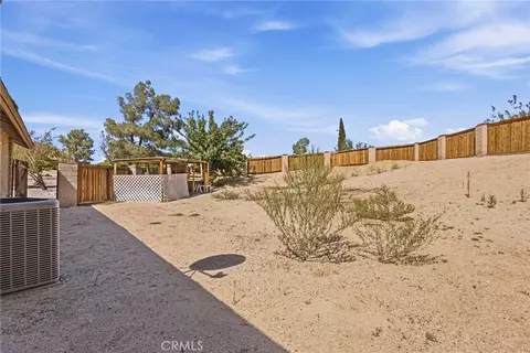 Exterior - 19989 Cronese, Apple Valley, CA 92308 photo 16 of 16