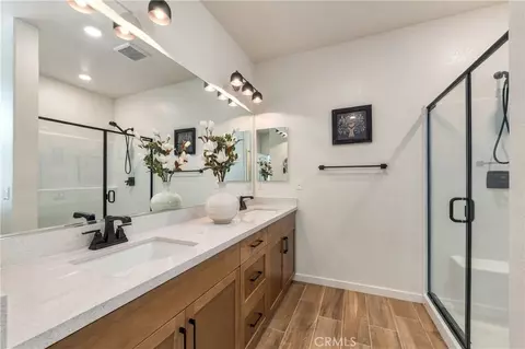 Bath - 1560 Foothill, Banning, CA 92220 photo 2 of 3