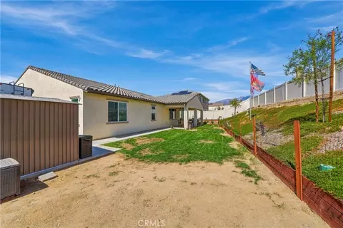 Exterior - 1560 Foothill, Banning, CA 92220 photo 6 of 8