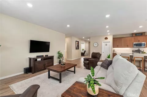 Living - 1560 Foothill, Banning, CA 92220 photo 2 of 3