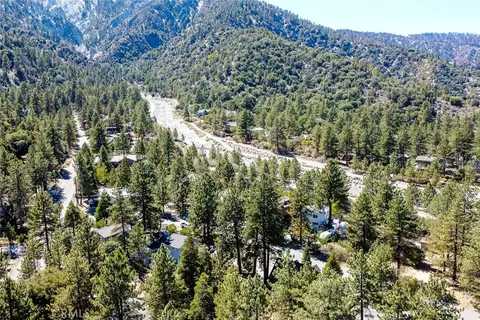 View/Area - 5291 Orchard, Wrightwood, CA 92397 photo 2 of 3
