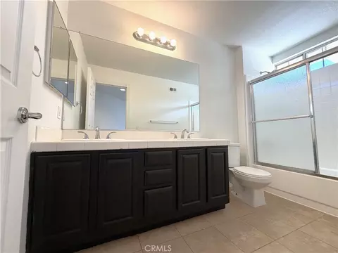 Bath - 40902 Riverock Ln, Palmdale, CA 93551 photo 2 of 4