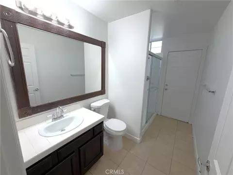 Bath - 40902 Riverock Ln, Palmdale, CA 93551 photo 1 of 4