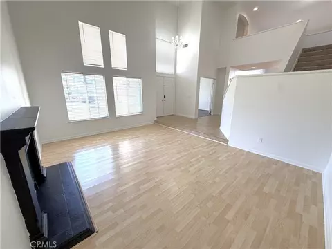 Living - 40902 Riverock Ln, Palmdale, CA 93551 photo 3 of 6