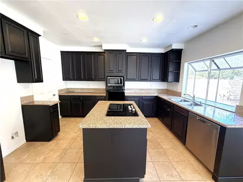 Kitchen - 40902 Riverock Ln, Palmdale, CA 93551 photo 2 of 3