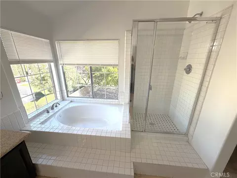 Bath - 40902 Riverock Ln, Palmdale, CA 93551 photo 4 of 4