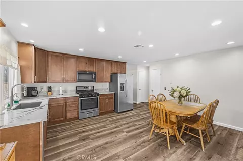 Kitchen - 9114 Konocti, Rancho Cucamonga, CA 91730 photo 3 of 4