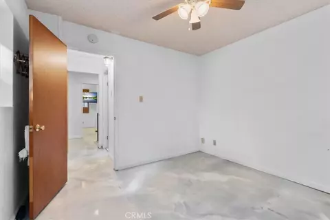 Bedroom - 24868 Edelweiss Dr, Crestline, CA 92325 photo 3 of 4