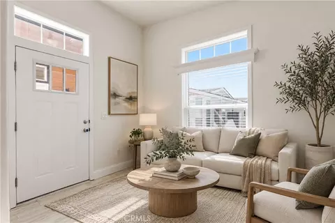 8250 Lankershim Blvd #80, North Hollywood, CA 91605