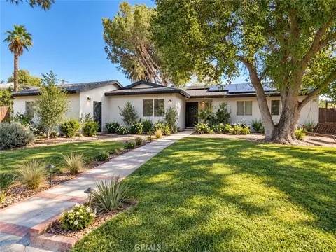 10740 Viking, Porter Ranch, CA 91326