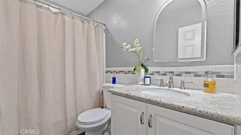 Bath - 6852 Cloud Crst, Chino, CA 91710 photo 3 of 3