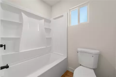 Bath - 11281 Wesley, Pomona, CA 91766 photo 2 of 4