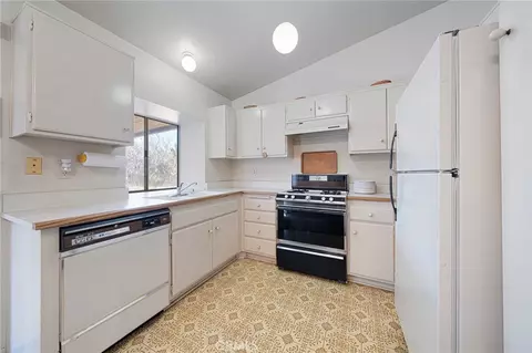 Kitchen - 6846 Plum Way, Rancho Cucamonga, CA 91739 photo 2 of 2