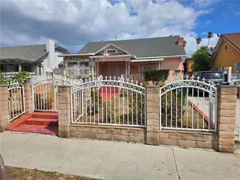 416 N Hobart, Los Angeles, CA 90004
